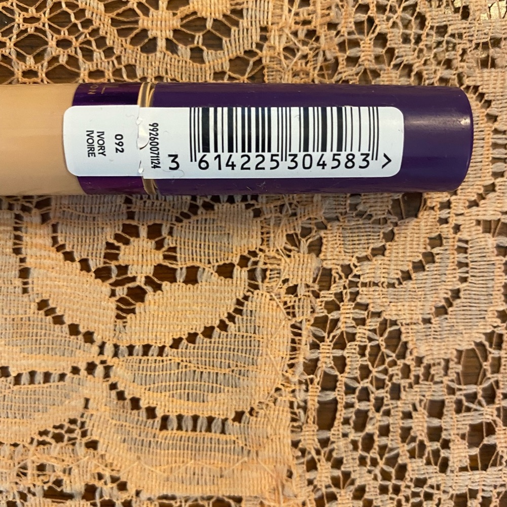 Rimmel Make up tried but not used - Picture 6 of 12
